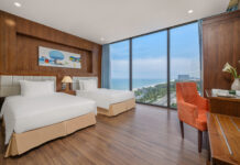 Yarra Ocean Suites Danang